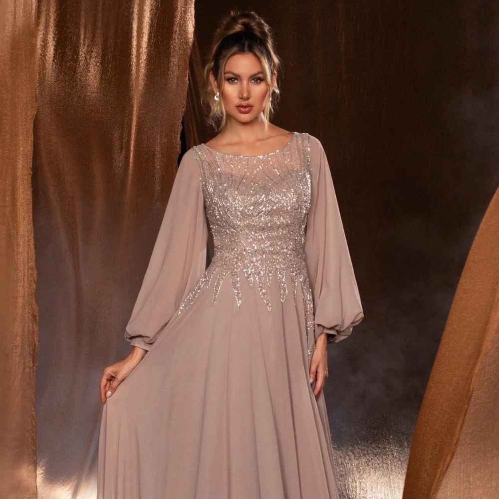 Long balloon sleeves beaded gown
